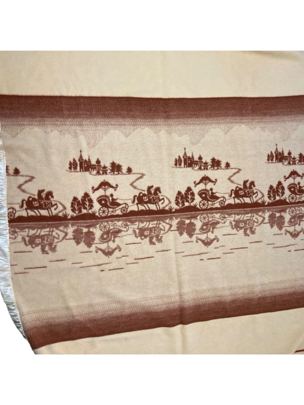 Pure New Wool Blanket With Carriage Scene Pattern And Satin Trim 88" X 67" - Picture 5 of 11